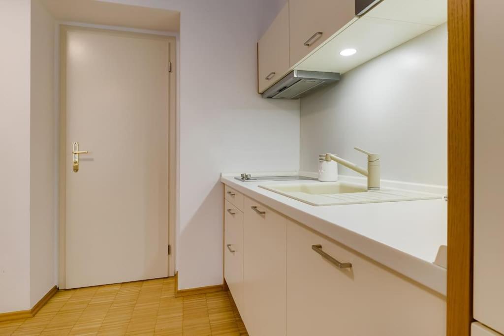 Deluxe Suite In Prime Location Praga Exterior foto